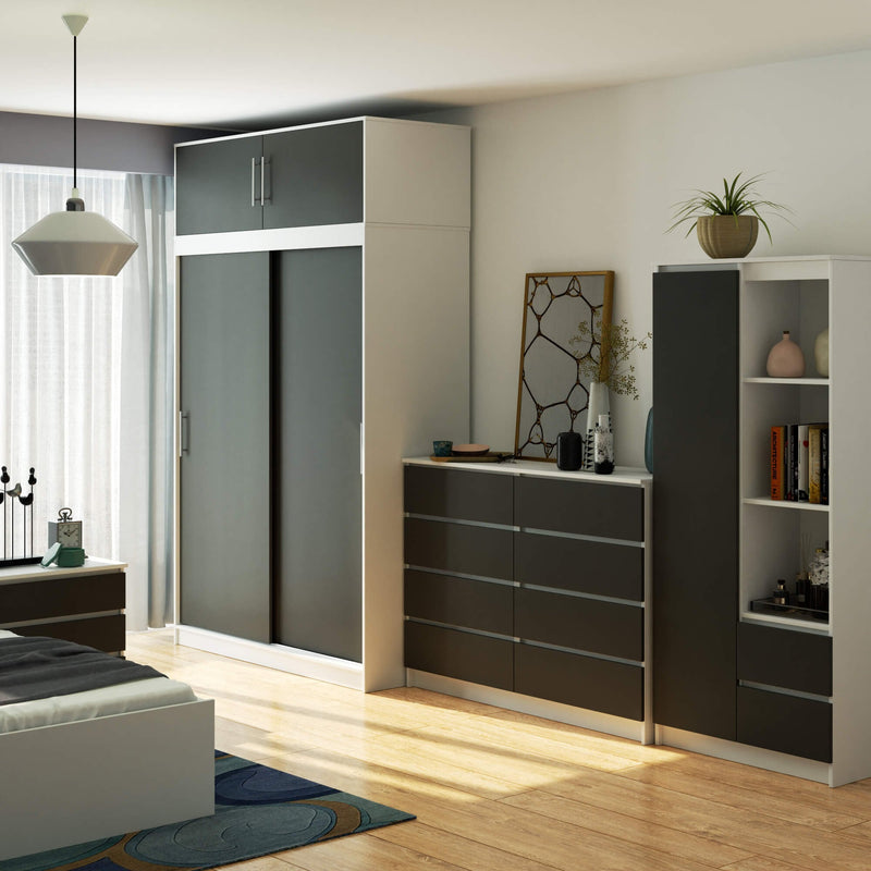 Schiebetürenschrank mit Auszug 150 cm CLP Weiß/Grau Mono